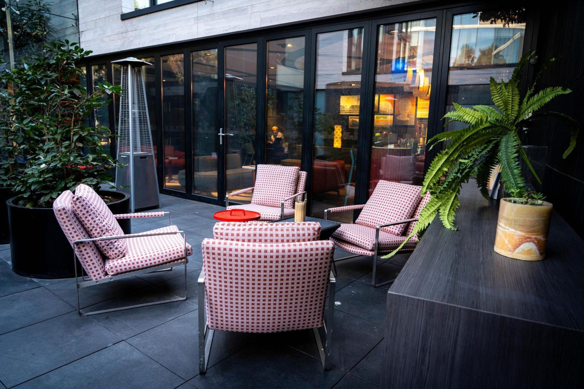Ladera Boutique Hotel
